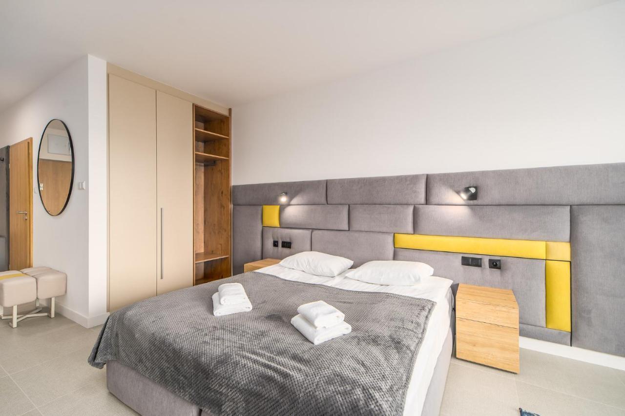 Aquamarina Prima Seaside Apartments By The Beach By Noclegi Renters ミエンジズドロイェ エクステリア 写真